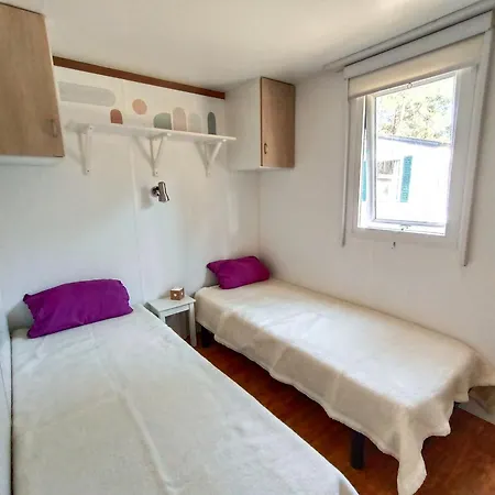 Mobil-home 2 Confort Avec Terrasse Couverte - Calme Entre Océan, Et Pinède Camping